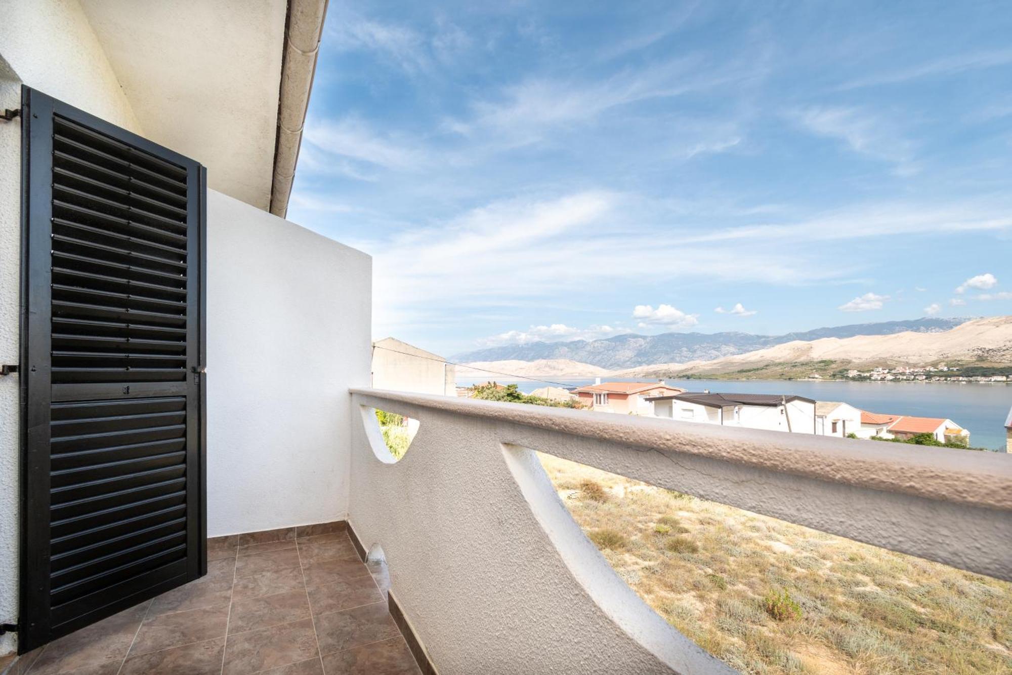 Apartments With A Parking Space Pag - 15765 Pag Town Exterior foto